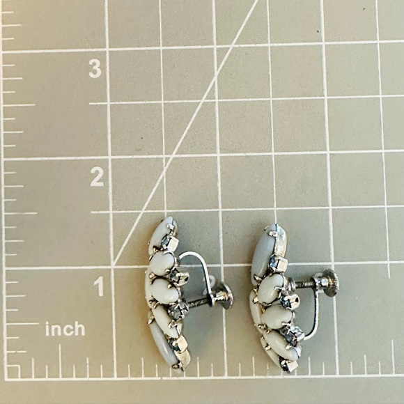 Blue Deco Signed Rhinestone Vintage Earrings - Picture 7 of 17